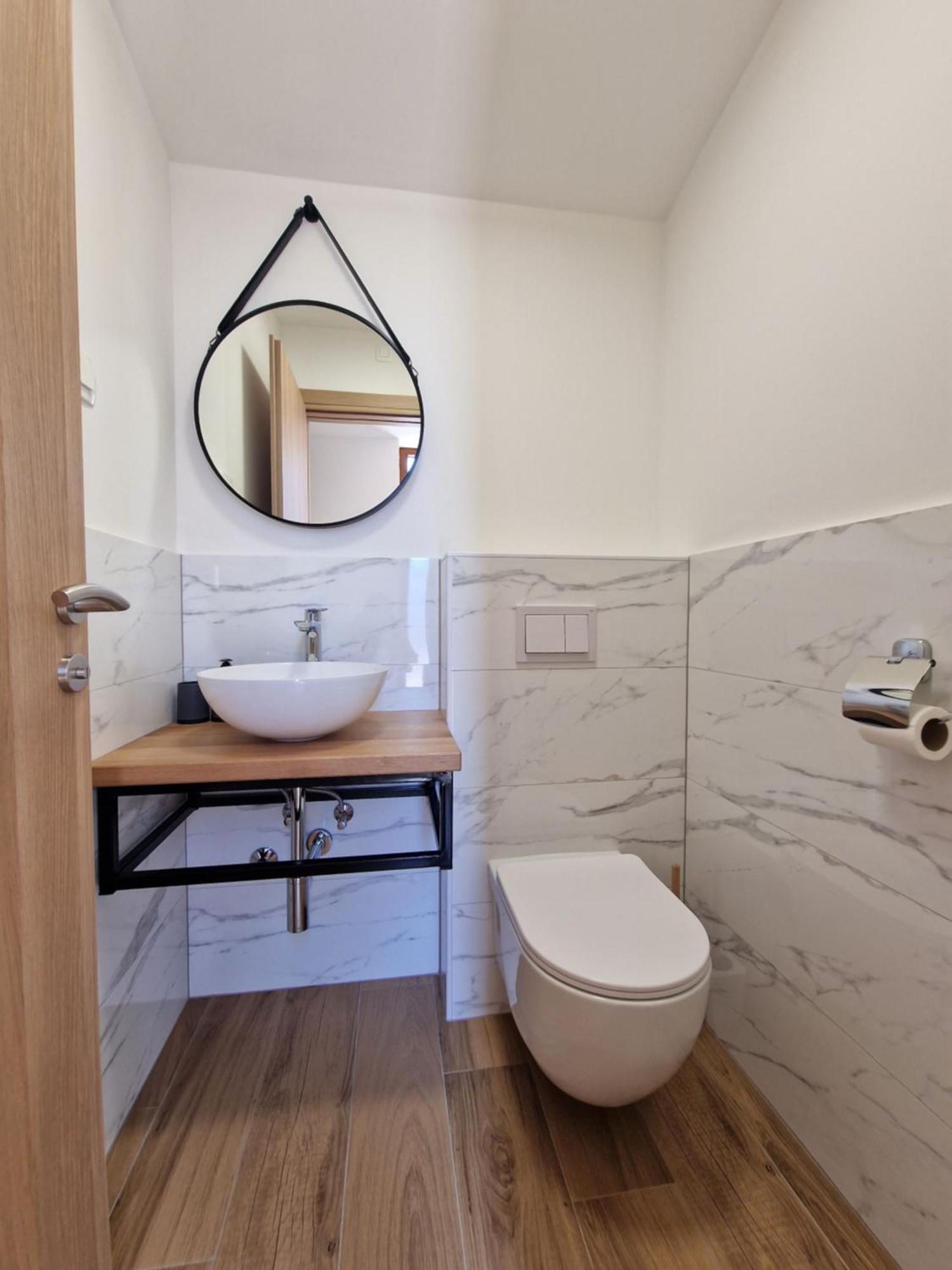 Apartments Miamare Примоштен Экстерьер фото
