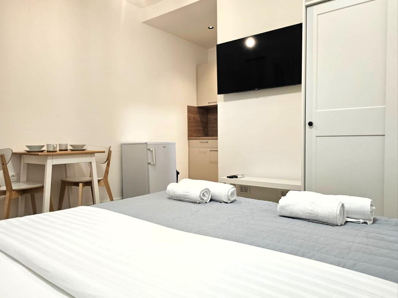 Apartments Miamare Примоштен Номер фото