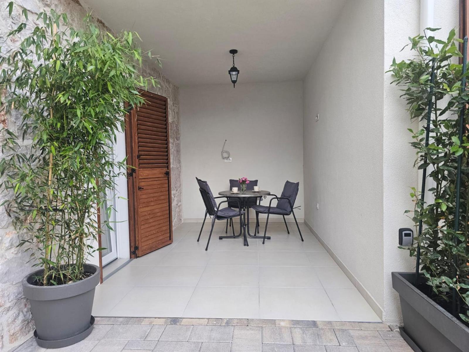 Apartments Miamare Примоштен Номер фото